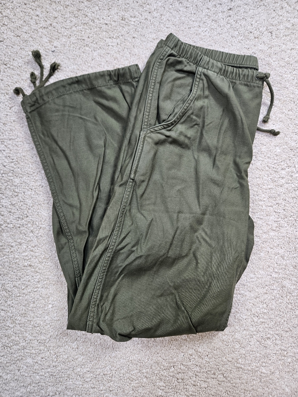 TNA Aritzia Olive Green Cache Baggy Relaxed Cotton Pants XSmall Athletic